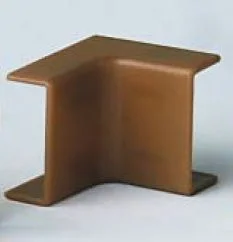 DKC AIM 25x17 Угол внутренний, коричневый