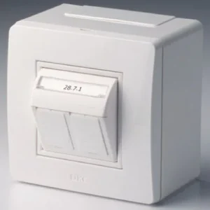 DKC Brava Коробка в сборе с 2 розетками RJ45, кат.5е (телефон / компьютер), коричневая
