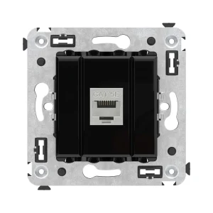 DKC Avanti Компьютерная розетка RJ-45 без шторки в стену, кат.5e одинарная экранированная, "Черный квадрат"