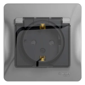 Systeme Electric Glossa Алюминий Розетка с/з со шторками с крышкой, IP44 (в сборе с рамкой)